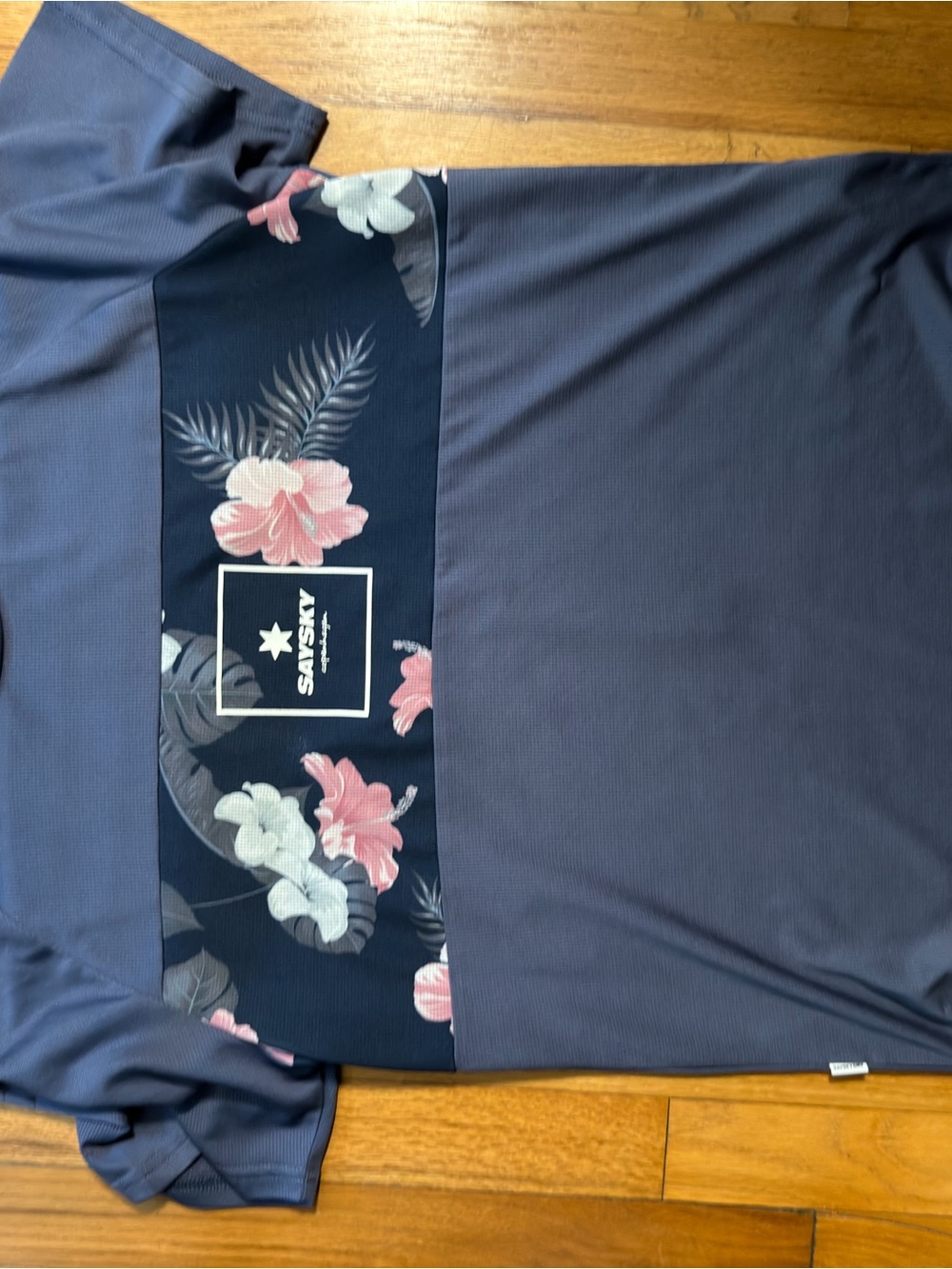 Saysky Men’s Medium  Navy Floral Panel Performance Tee